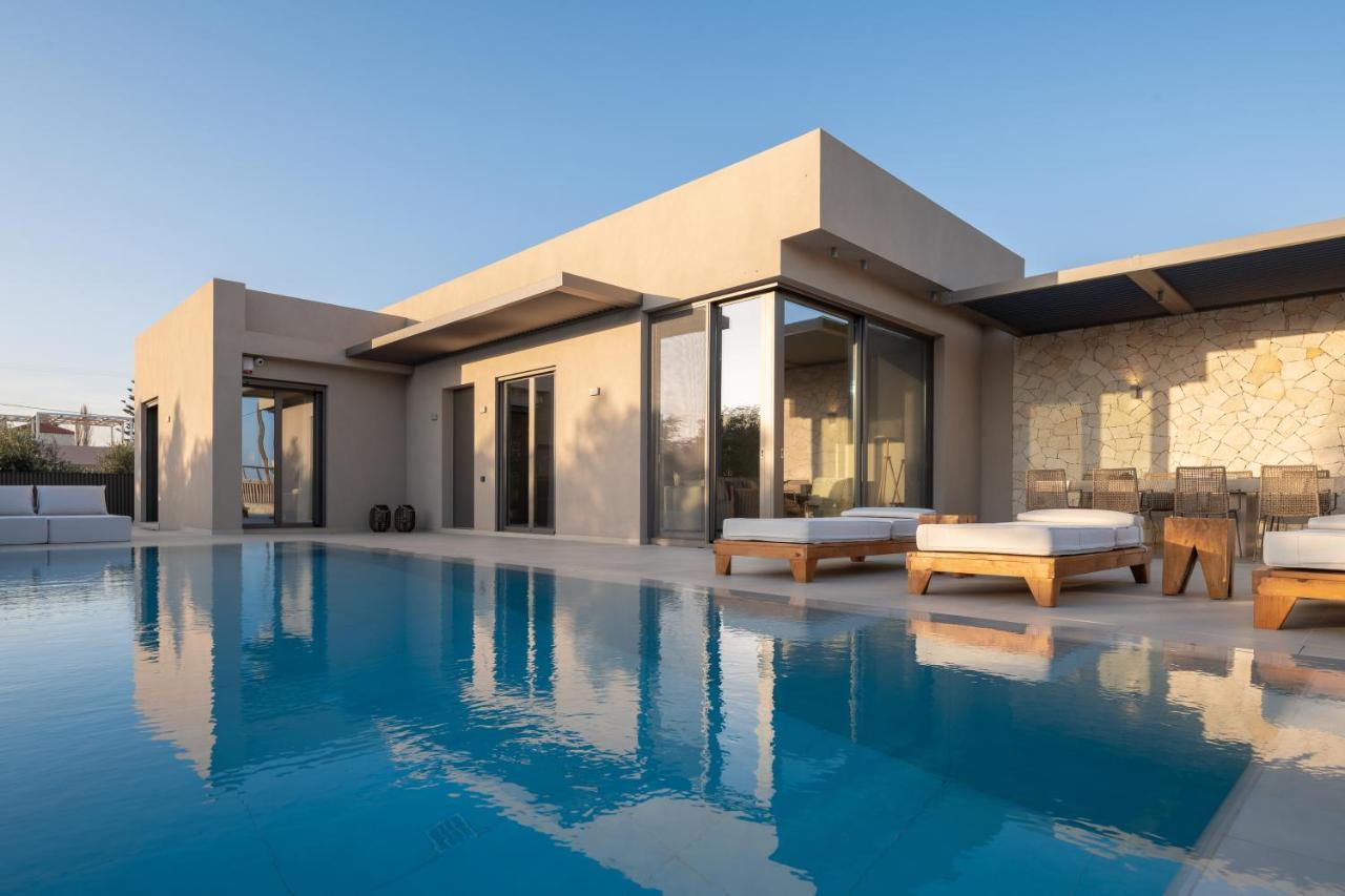 Athina Luxury Villa, With Pool & Walk To The Beach, By Thinkvilla La Canea Esterno foto