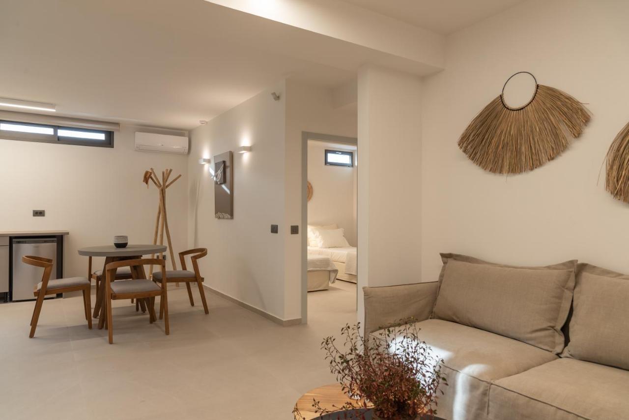 Athina Luxury Villa, With Pool & Walk To The Beach, By Thinkvilla La Canea Esterno foto