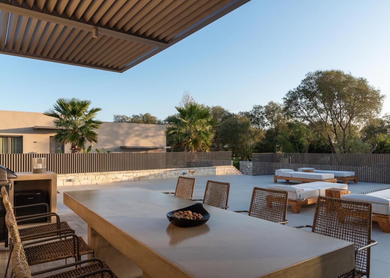 Athina Luxury Villa, With Pool & Walk To The Beach, By Thinkvilla La Canea Esterno foto