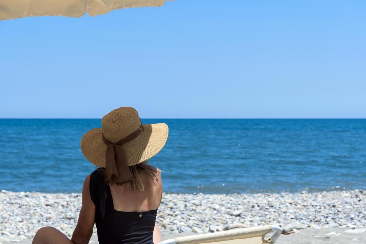 Athina Luxury Villa, With Pool & Walk To The Beach, By Thinkvilla La Canea Esterno foto